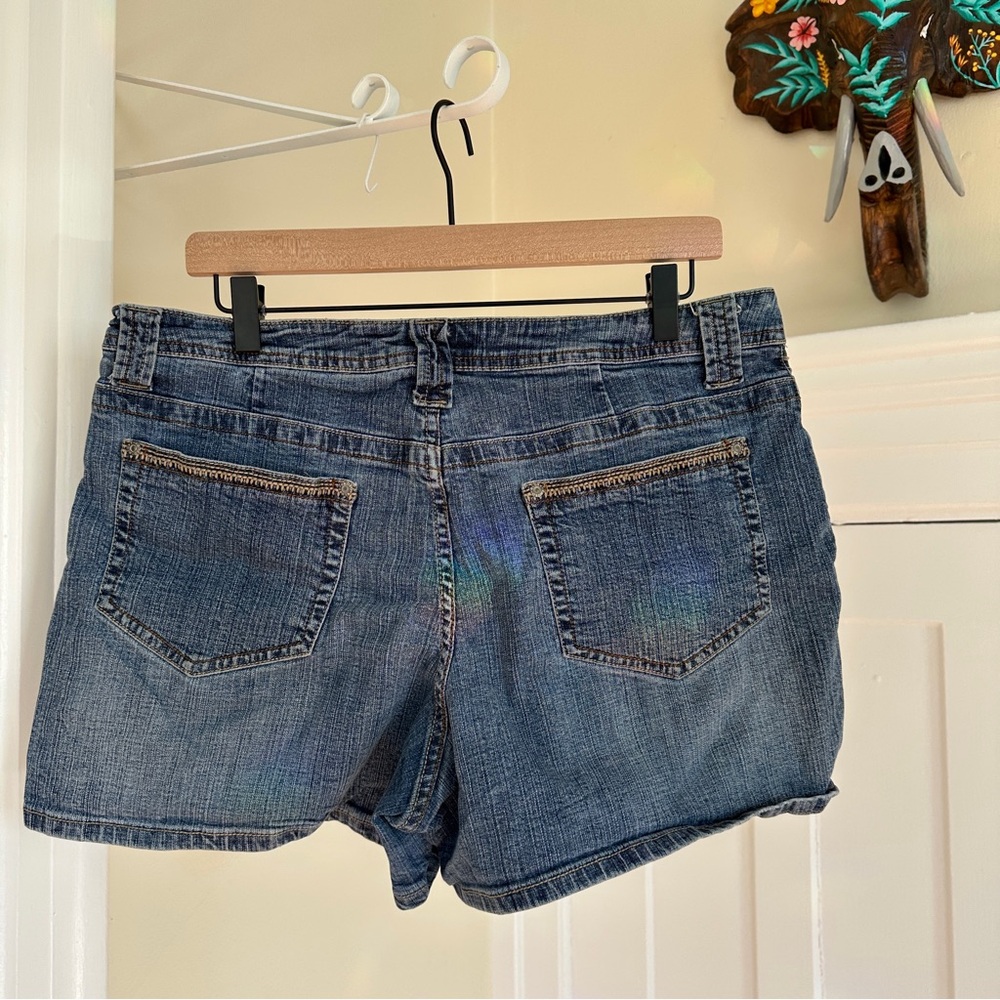 Faded Glory Embroidered Denim Shorts - Picture 2 of 4